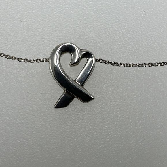 Tiffany & Co. Jewelry - Tiffany & Co Paloma Picasso Sterling Silver Loving Heart Pendant Necklace 16”